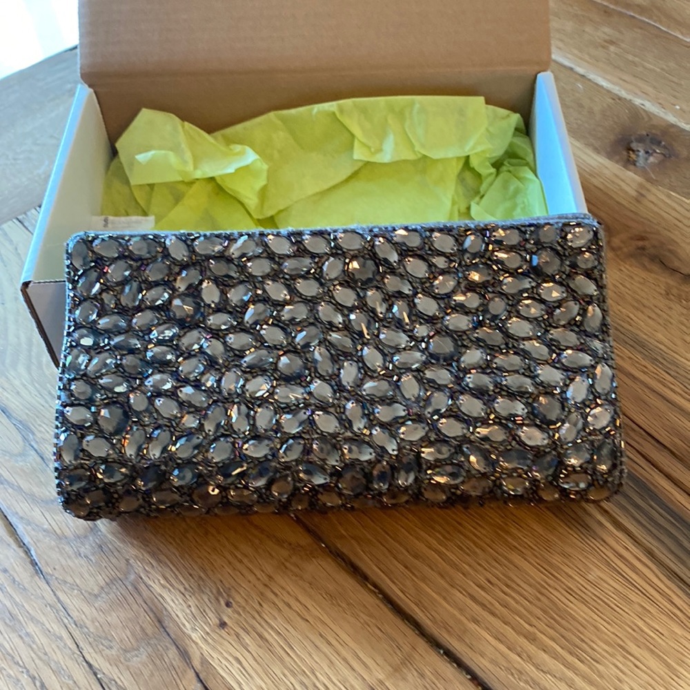 Aviva Stanoff clutch